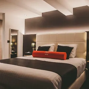https://hotel-hors-chateau.brusselshotelsbook.com